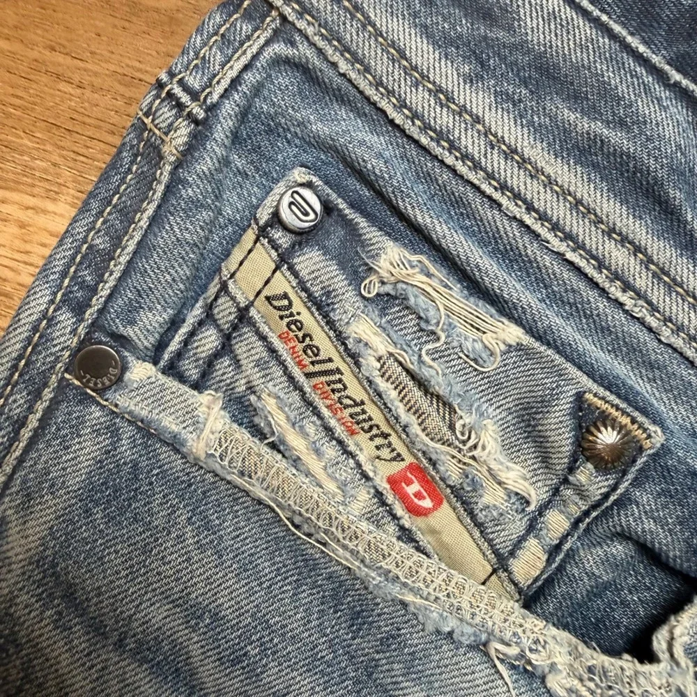 Diesel Larkee Jeans Mens 31x28 Blue Eyecons Edition Straight Distressed 008NE